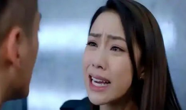 美女露奶视频,美女意外露奶瞬间引发热议